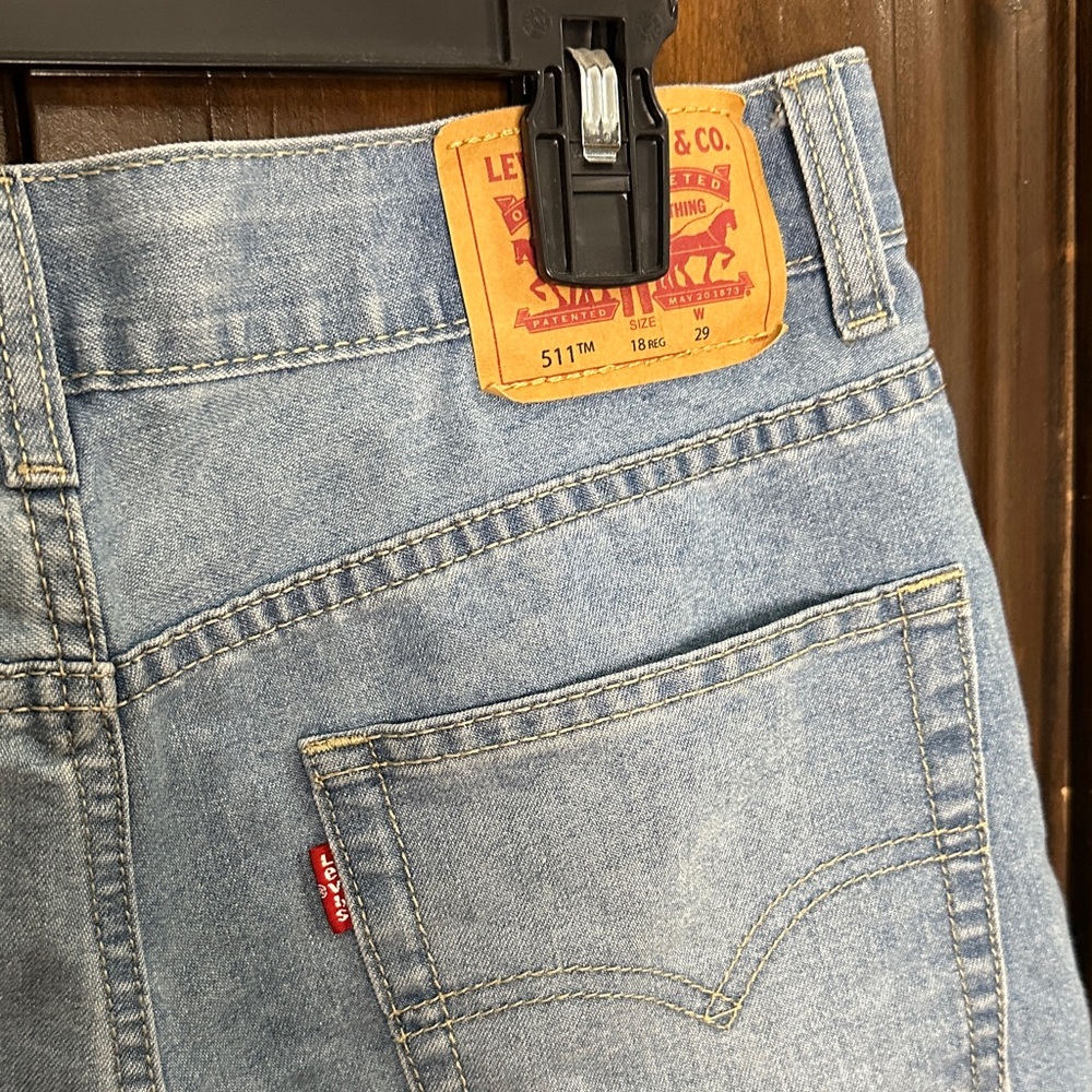 Levi's Men's 511 Denim Blue Slim Jean Shorts - Picture 5 of 5